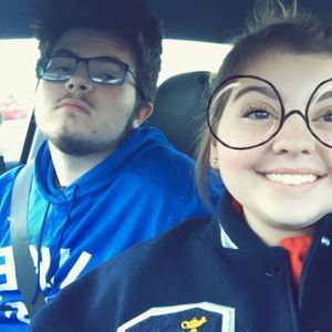 Meet your Posher, Lorrie